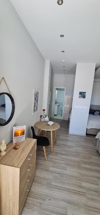 Sea & Sun Cozy Studio เกรมาสตี ภายนอก รูปภาพ
